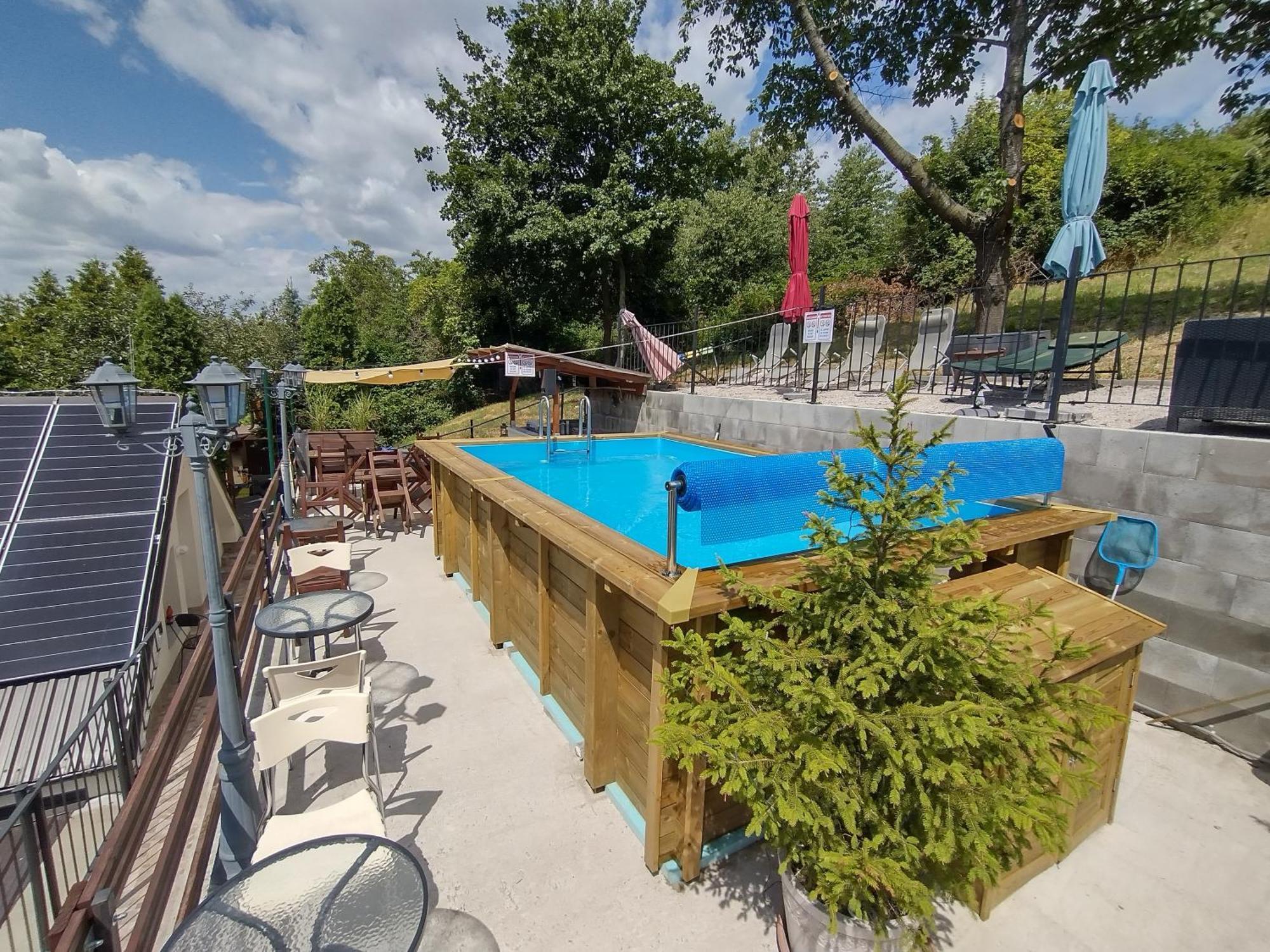 Spa & Pool Apartments Prestige Villa Ivica Marianka Exteriér fotografie